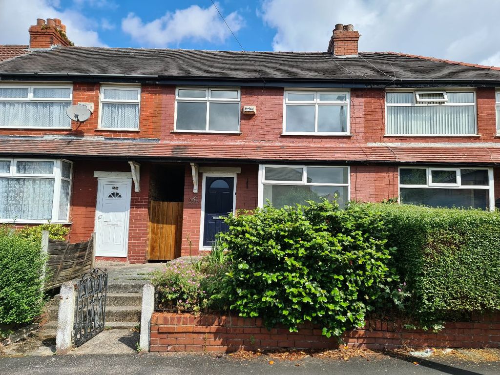 3 bed town house to rent in Springfield Road, Droylsden, Manchester M43