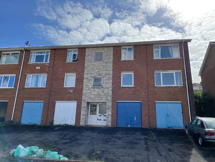 2 bed flat for sale in First Floor Flat, 14 Lynmouth Crescent, Rumney