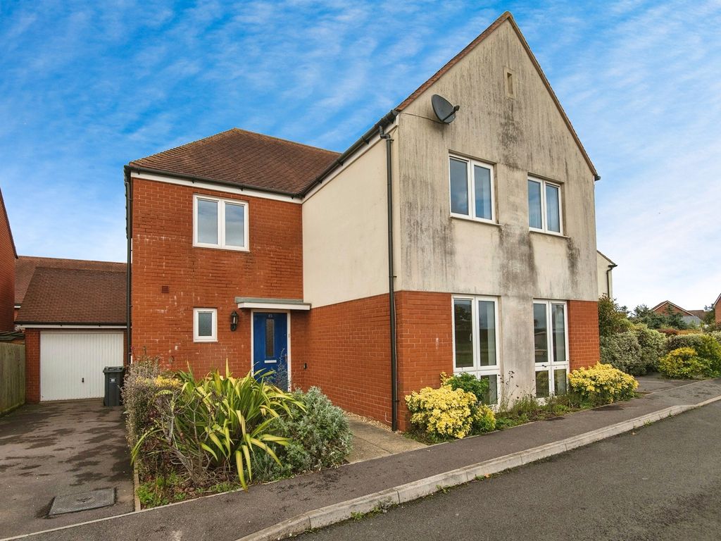 4 bed detached house for sale in Roman Way, Cranbrook, Exeter EX5, £350,000 Zoopla