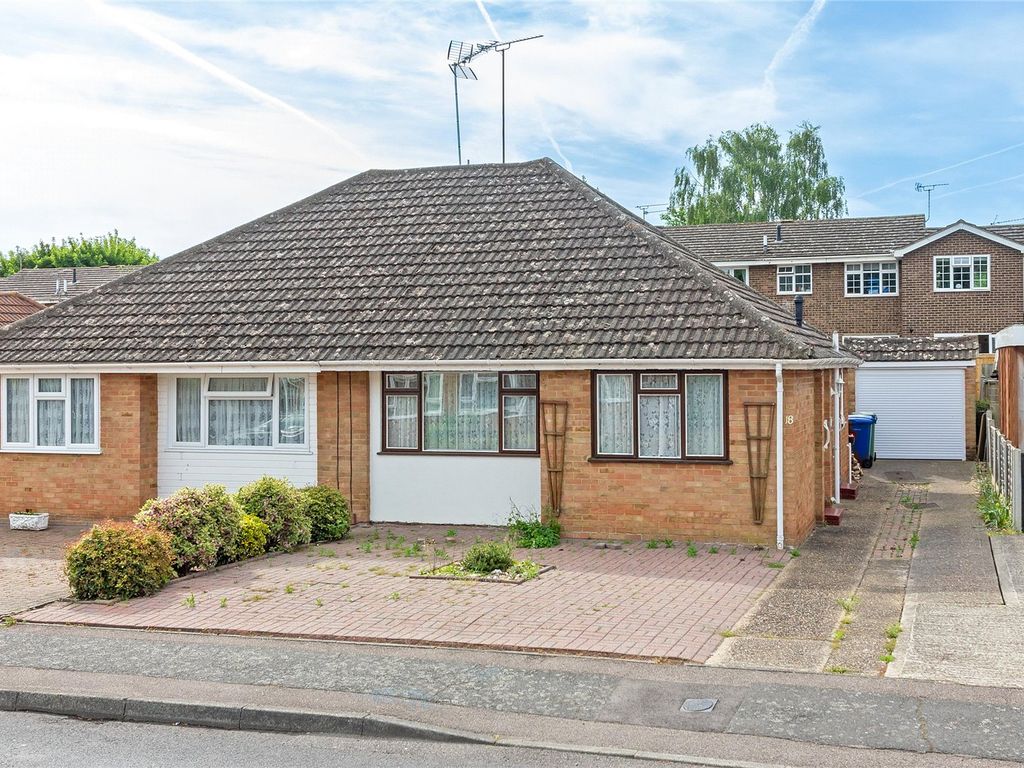 2 bed bungalow for sale in Sandford Road, Sittingbourne ME10 Zoopla