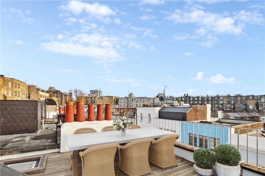 Redfield Lane, London SW5  