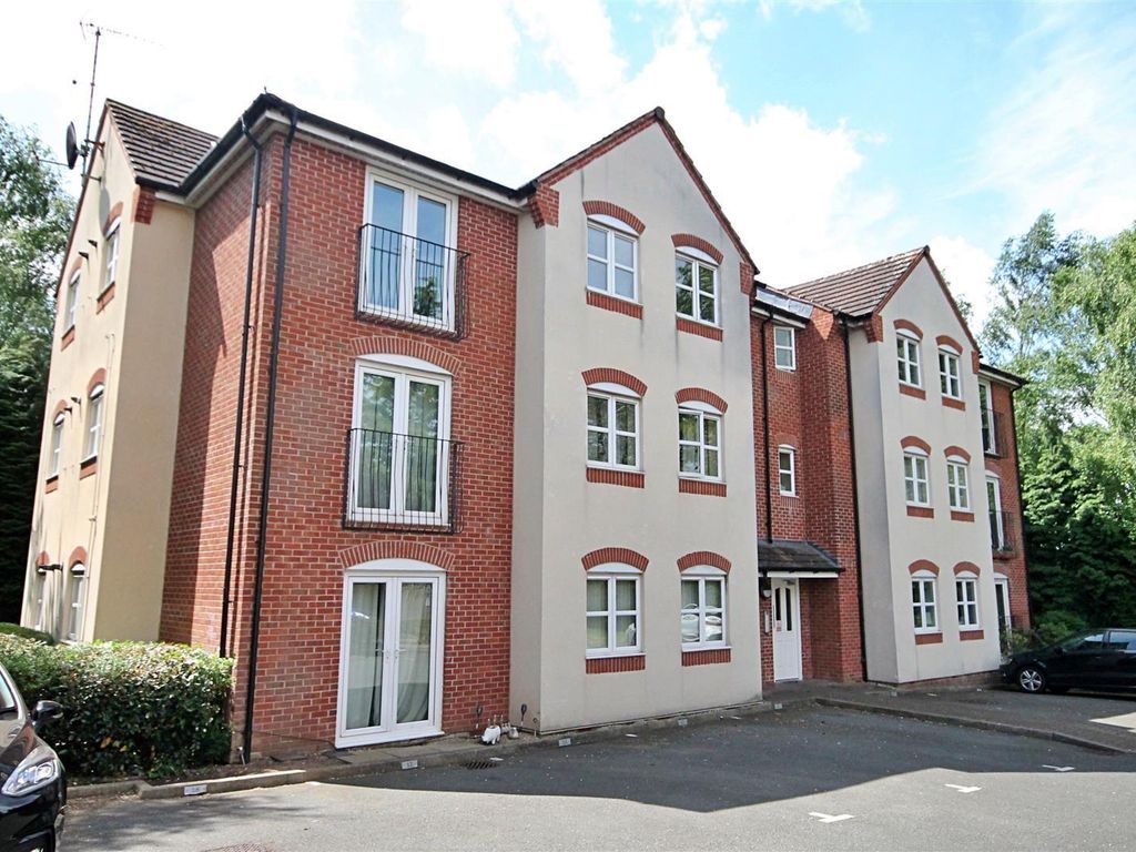 2 bed flat to rent in Quarry Hill, Wilnecote, Tamworth, Staffordshire