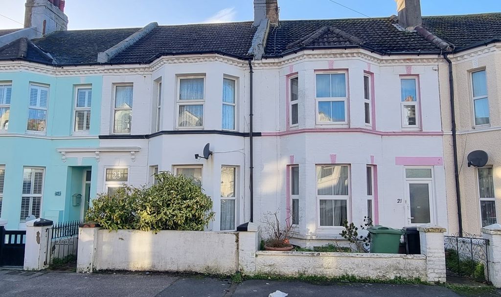 3 bed terraced house for sale in Cornwall Road, BexhillOnSea TN39, £