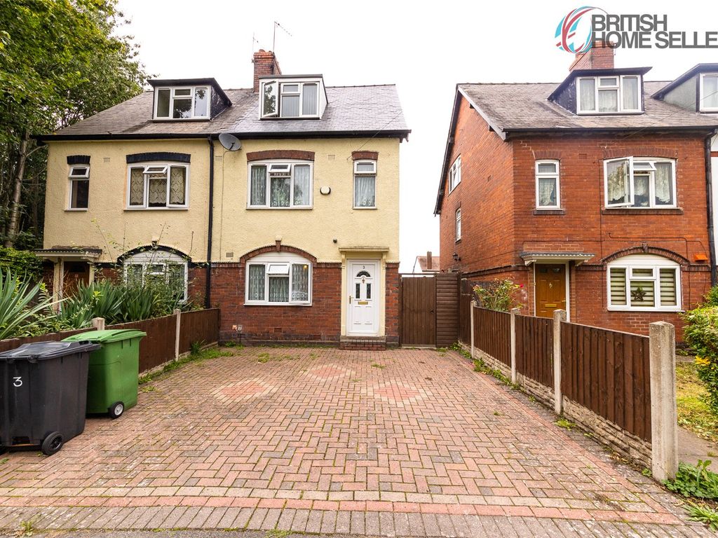 4 bed semidetached house for sale in St. Marks Road, Stourbridge, West