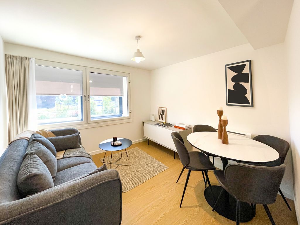 1 bed flat to rent in Pasha, 30 Wellington Road North, Stockport SK4, £