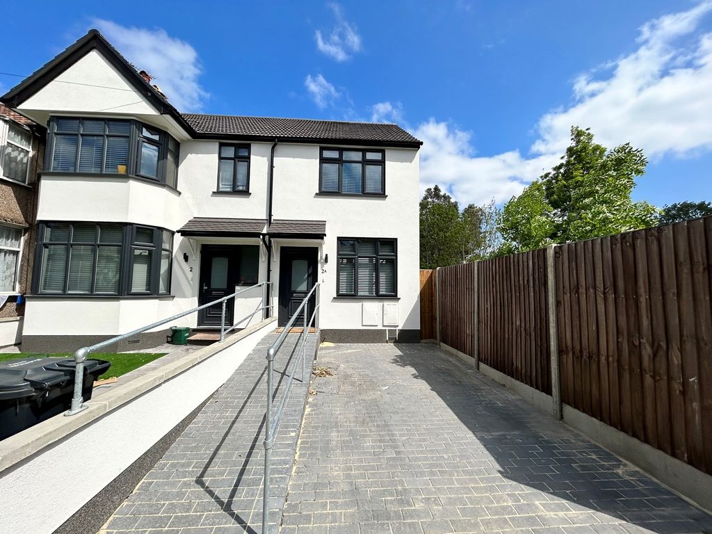 2 bed property to rent in Rydal Crescent, Perivale, Greenford UB6 Zoopla