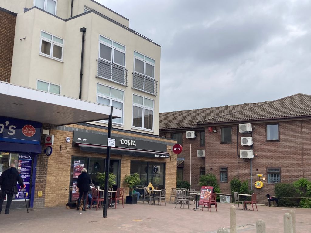 37 Jansel Square (Costa Investment), Bedgrove, Aylesbury HP21  