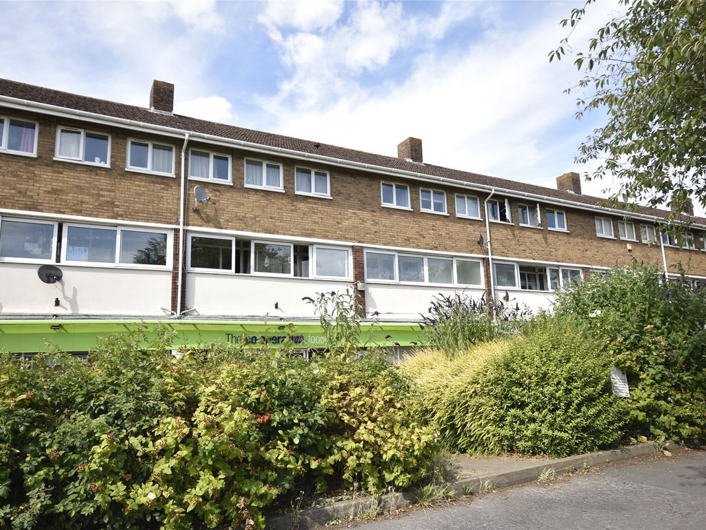 3 bed terraced house for sale in Drive, Cleeve