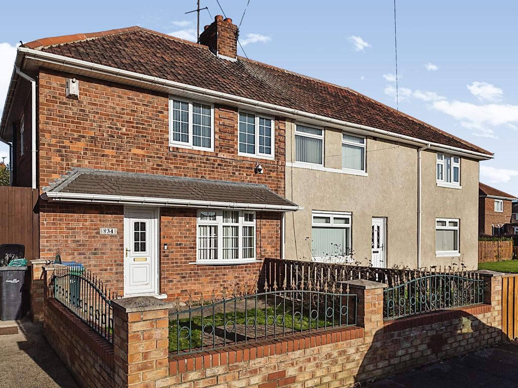 2 bed semidetached house for sale in Ampleforth Road, Middlesbrough
