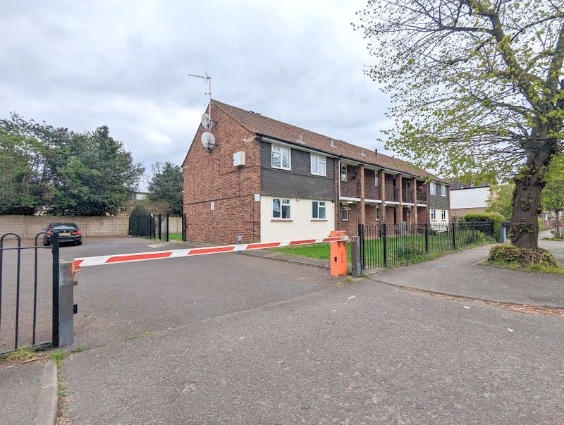 1 bed flat for sale in Staines Road, Bedfont, Feltham TW14 Zoopla