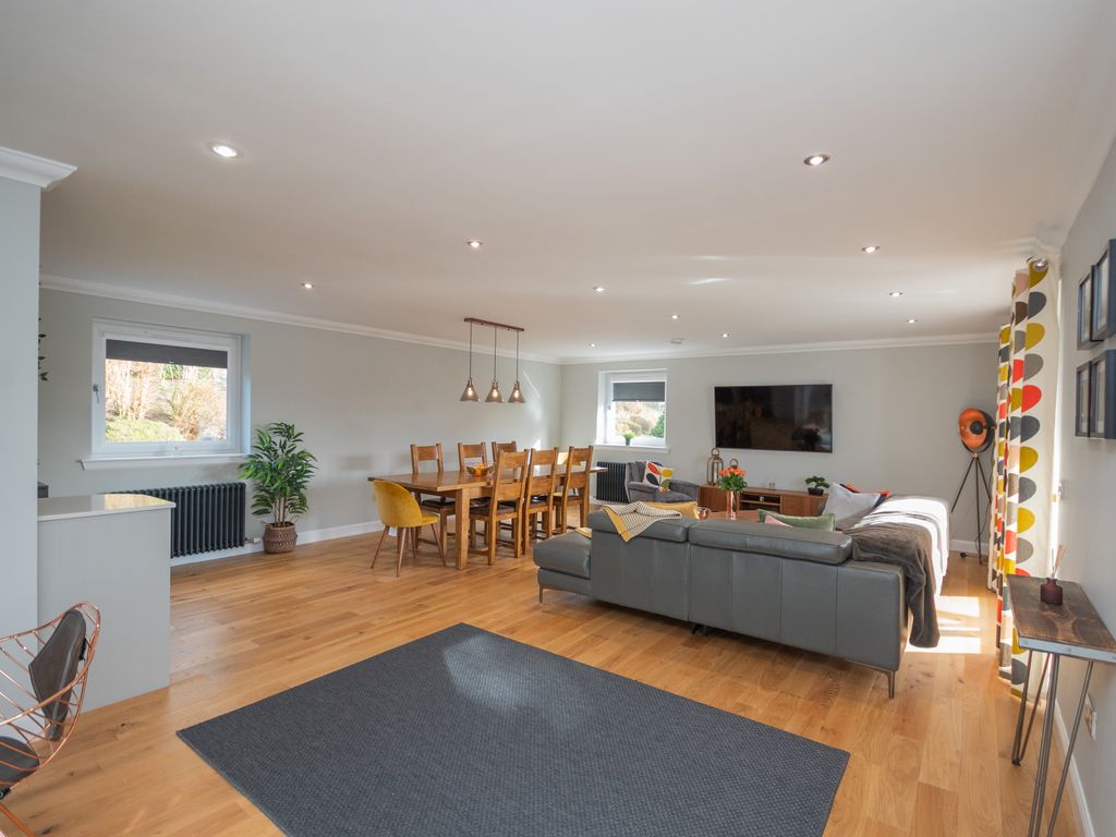 2 bed flat for sale in Park Manor, Crieff PH7, £230,000 Zoopla