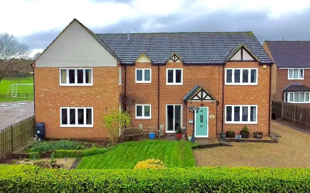 9 bed detached house for sale in North End Road, Steeple Claydon