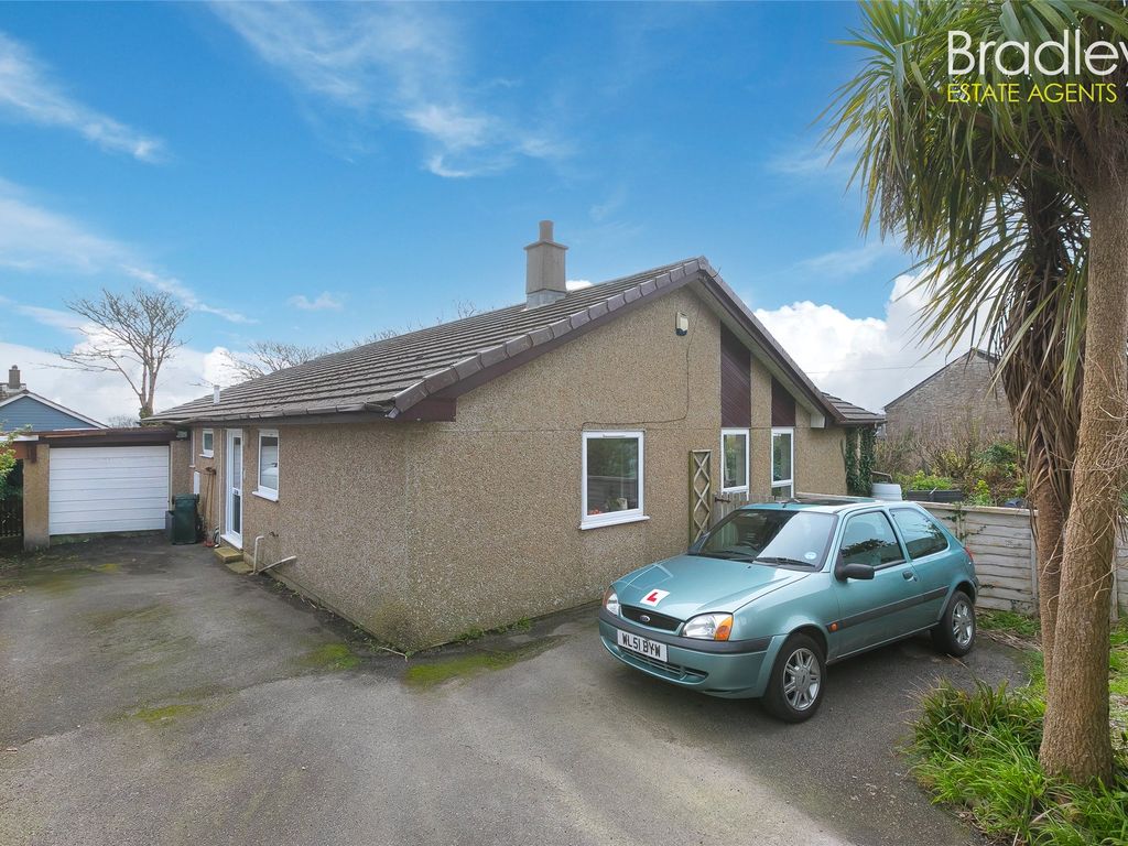 4 bed bungalow for sale in Bowglas Close, Ludgvan, Penzance, Cornwall TR20, £400,000 Zoopla