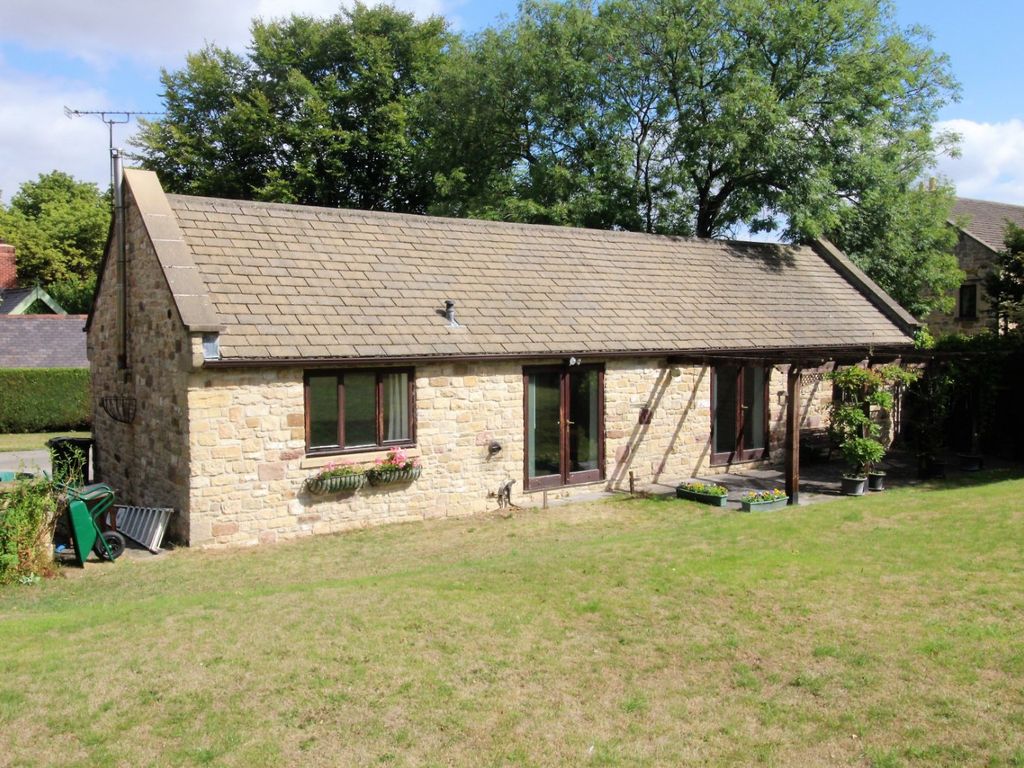 2 bed bungalow to rent in Doncaster Road, High Melton, Doncaster DN5