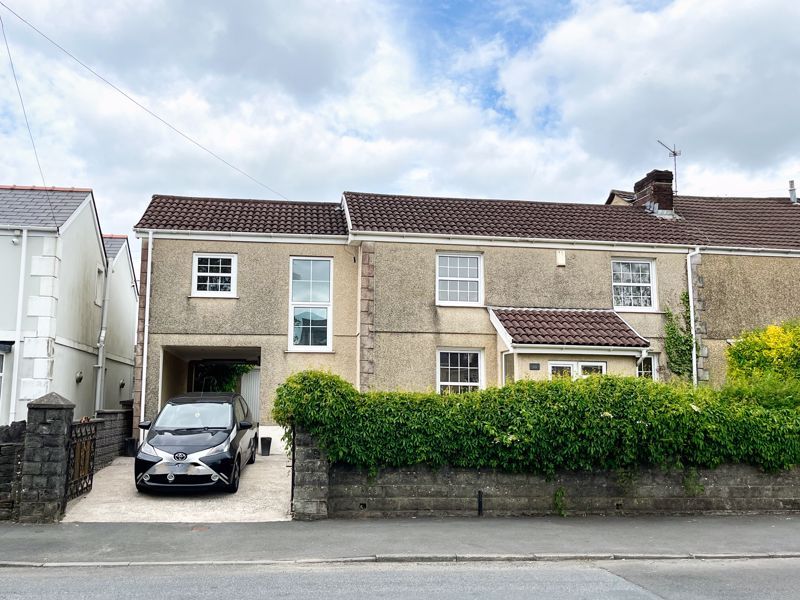 4 bed semidetached house for sale in Trallwn Road, Llansamlet, Swansea