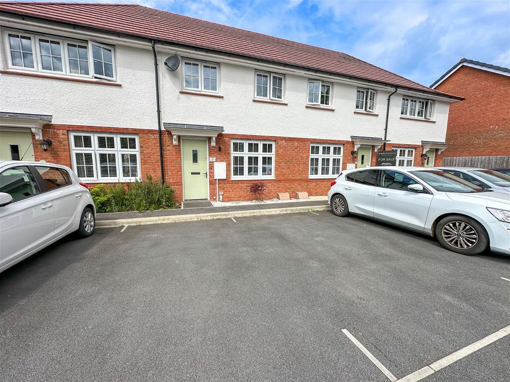 2 bed terraced house for sale in Newton Abbot, Newton Abbot TQ12, £
