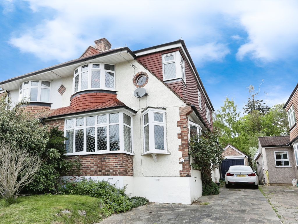 3 bed semidetached house for sale in Courtfield Rise, West Wickham BR4