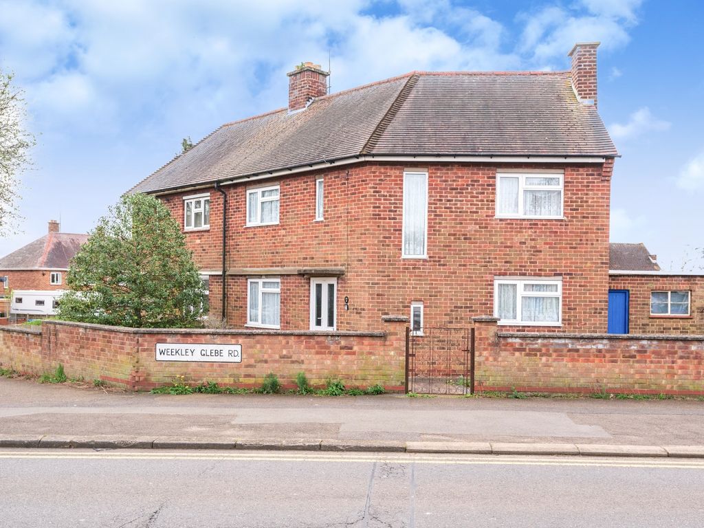 3 bed semidetached house for sale in Weekley Glebe Road, Kettering