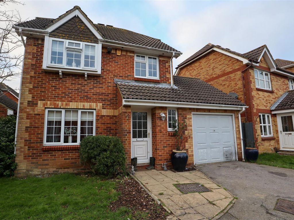 3 bed property for sale in Barrow Rise, St. LeonardsOnSea, East