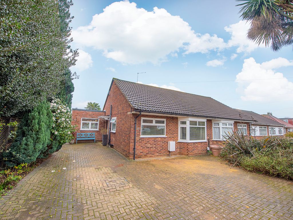 2 bed semidetached bungalow for sale in Conway Road, Feltham TW13, £