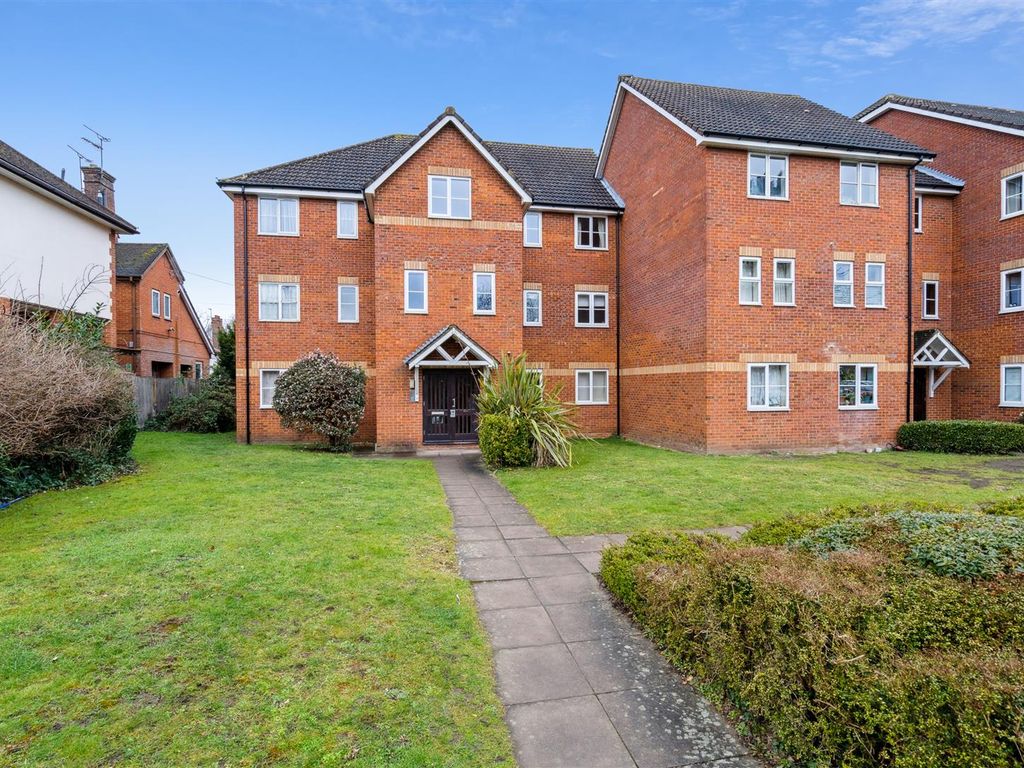 2 bed flat to rent in Mildred Avenue, Watford WD18 Zoopla
