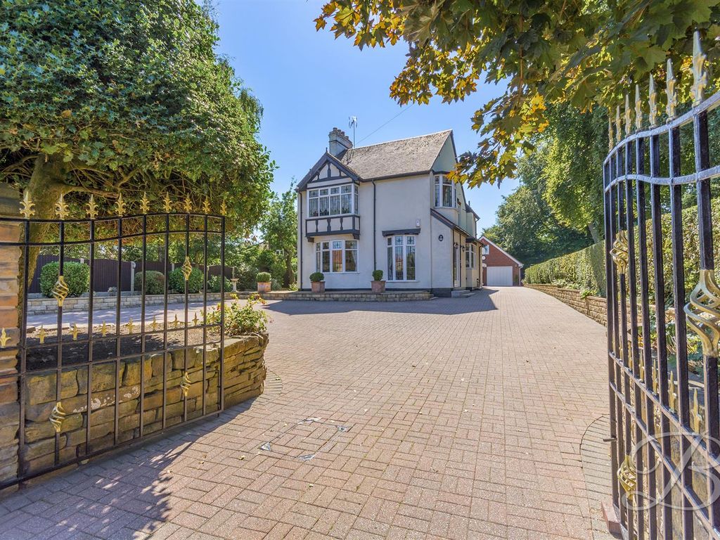 4 bed detached house for sale in Chapel Street, KirkbyInAshfield
