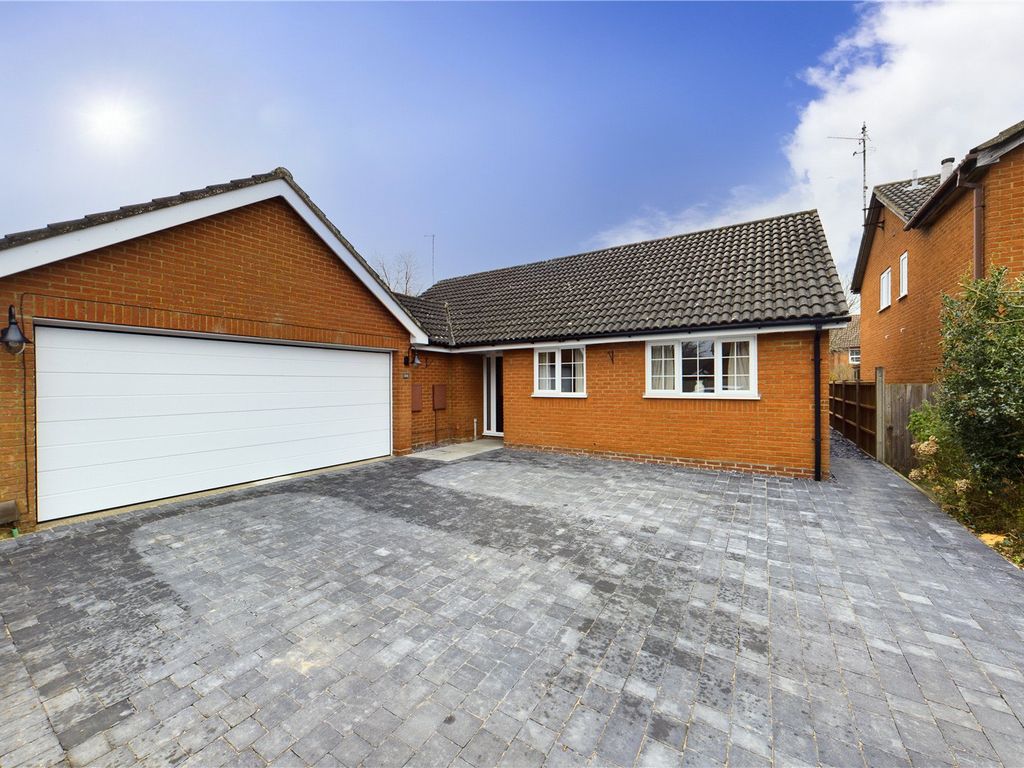 4 bed detached bungalow for sale in Seathwaite, Stukeley Meadows