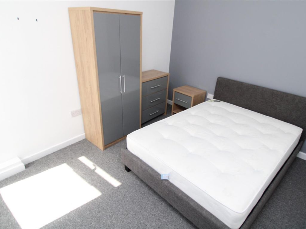 Room to rent in Park Street, Treforest, Pontypridd CF37 Zoopla