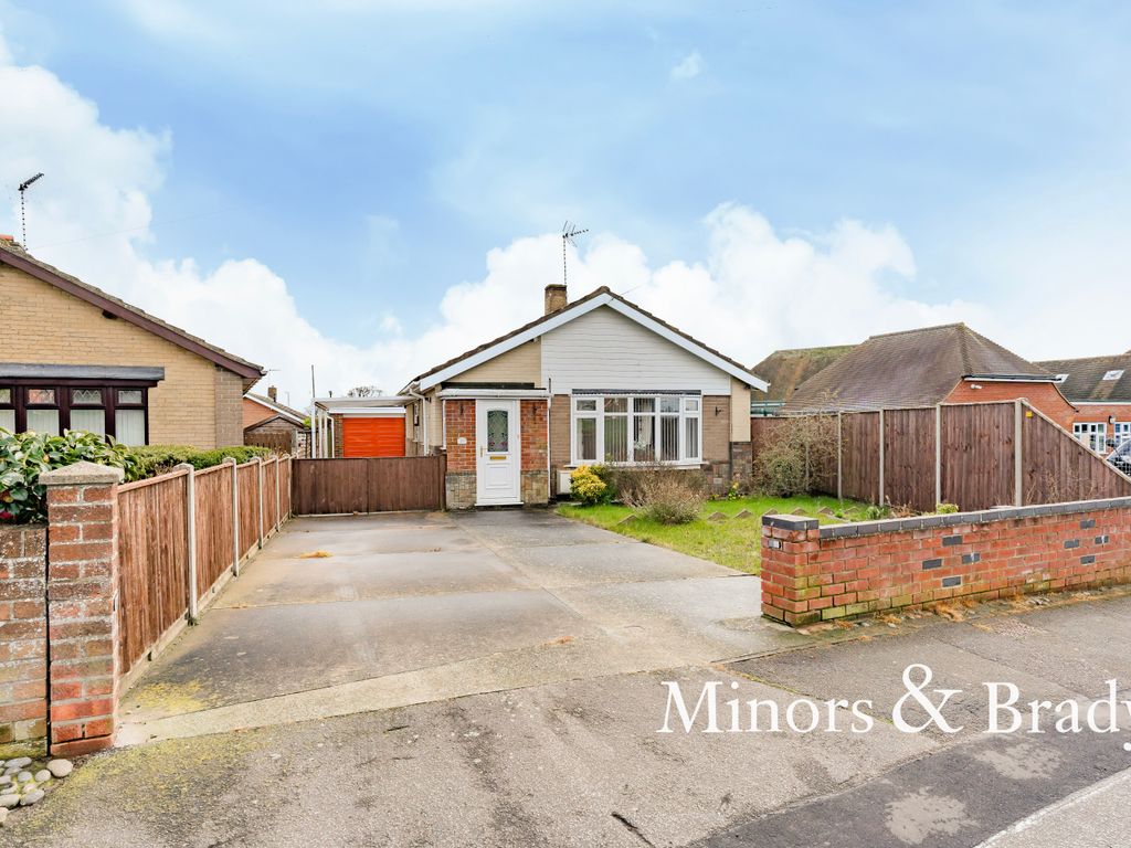 2 bed detached bungalow for sale in Church Lane, Carlton Colville