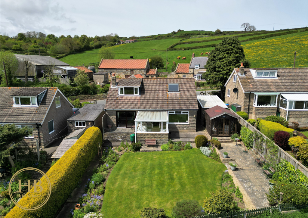 3 bed detached bungalow for sale in Stoneleigh, Church Lane, Fylingthorpe YO22 Zoopla