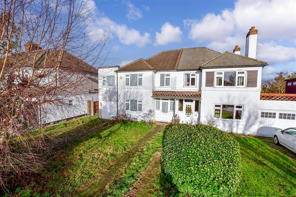 5 bed semidetached house for sale in Rydal Drive, Bexleyheath, Kent