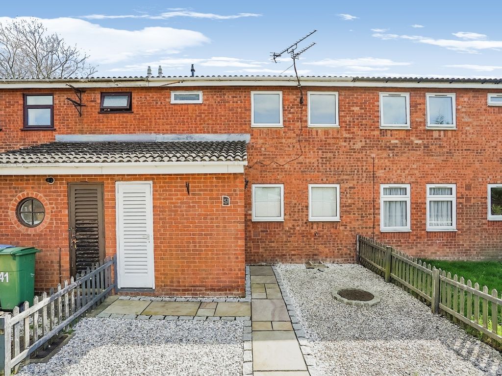 3 bed terraced house for sale in Blackwater Drive, Aylesbury HP21 Zoopla