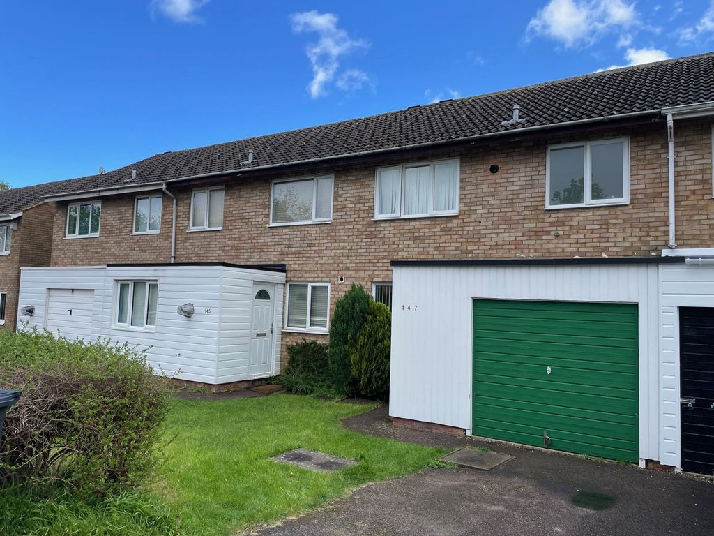 3 bed terraced house for sale in Crosslands, Stantonbury, Milton Keynes