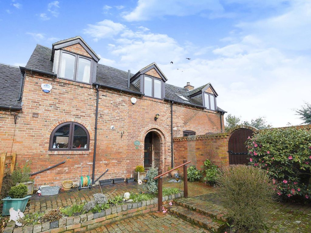 3 bed cottage for sale in Brookside Court, Brookside, RollestonOnDove