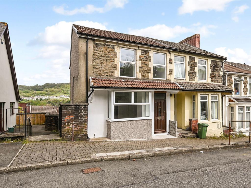 3 bed property for sale in St. Michaels Avenue, Treforest, Pontypridd