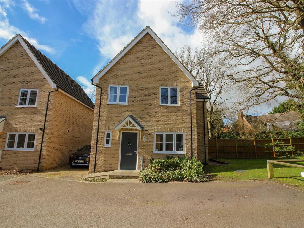 4 bed detached house for sale in The Oaks, Takeley, Stortford