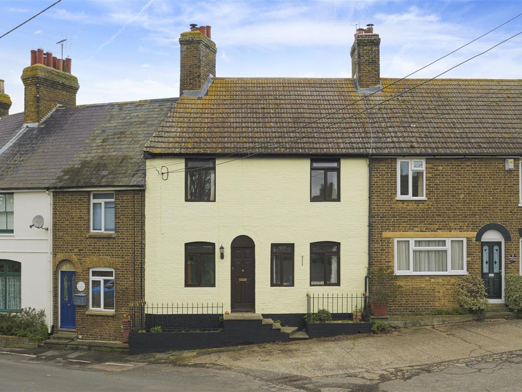 3 bed terraced house for sale in Conyer, Sittingbourne ME9, £375,000 Zoopla