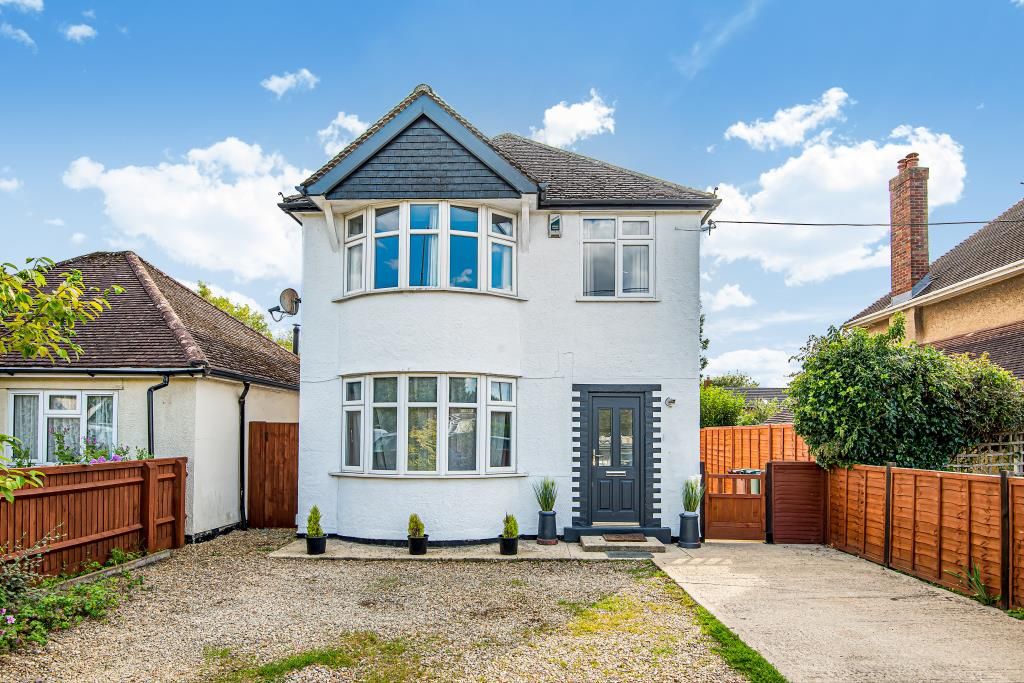 3 bed detached house for sale in Oxford Road, Kidlington OX5, £500,000 Zoopla