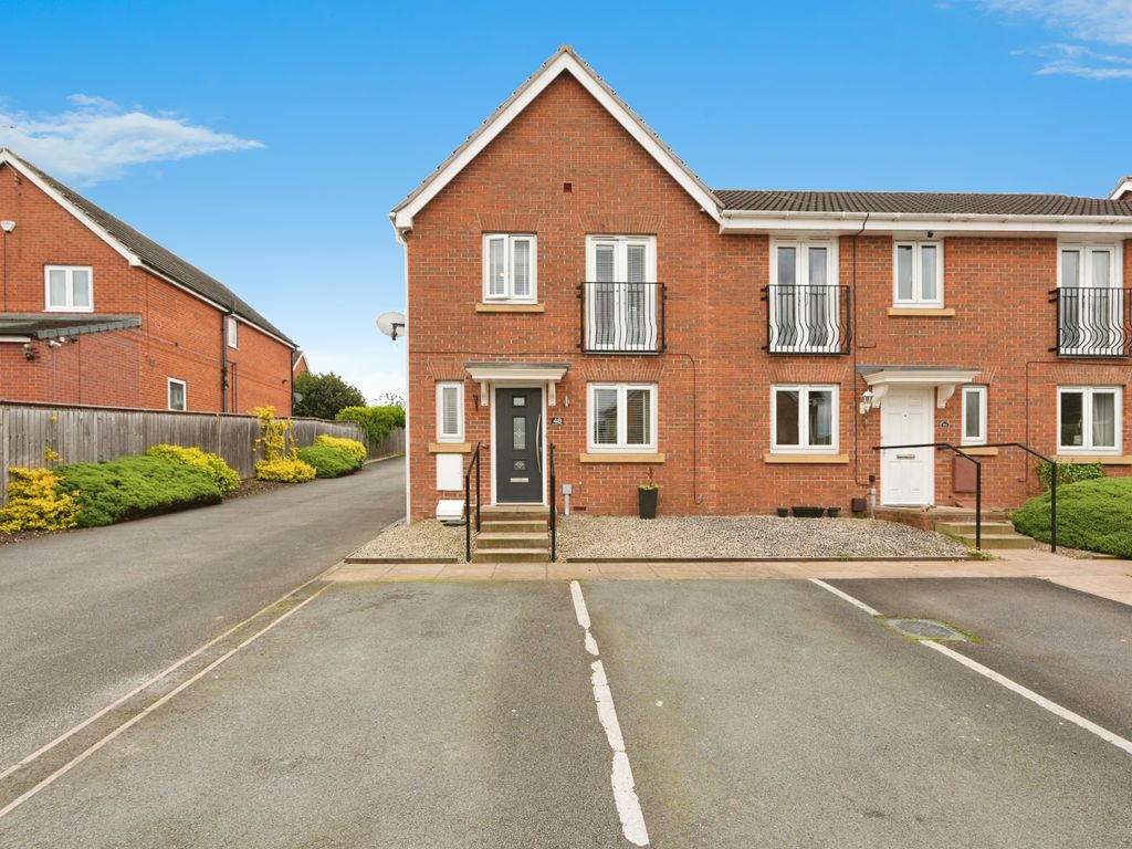 3 bed terraced house for sale in Kilner Way, Castleford WF10, £220,000