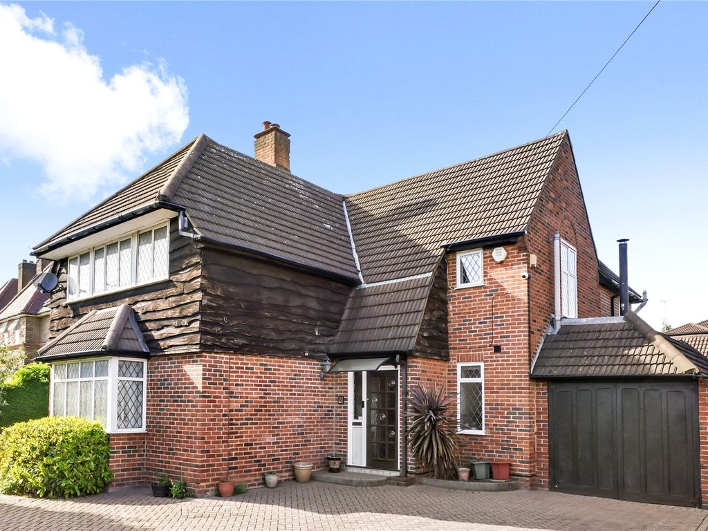4 bed detached house for sale in Kingsend, Ruislip HA4, £1,000,000 Zoopla