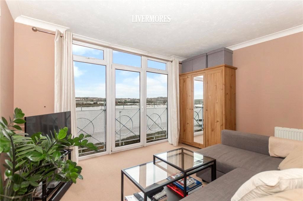 2 bed flat for sale in Mayflower House, Valetta Way, Rochester, Kent