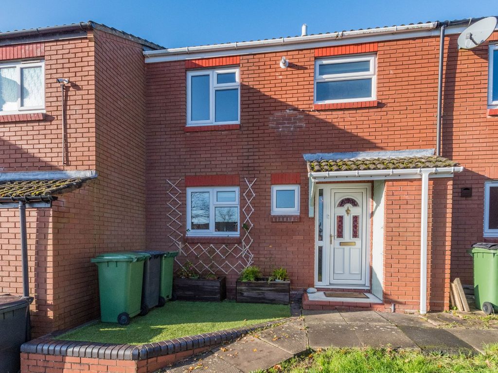 3 bed terraced house for sale in Mickleton Close, Oakenshaw, Redditch