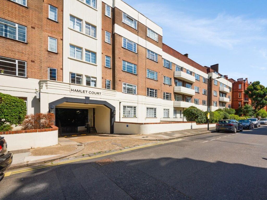 2 bed flat for sale in Hamlet Gardens, Hammersmith, London W6, £470,000