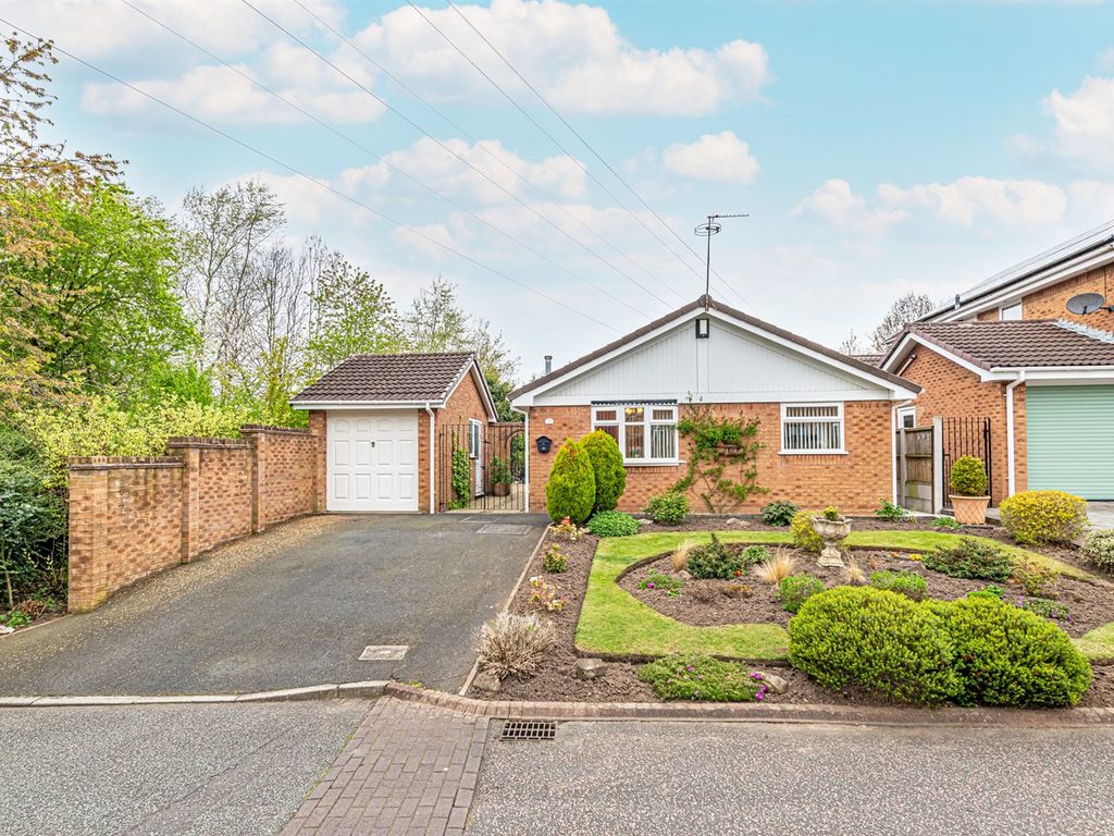 3 bed detached bungalow for sale in Ashbrook Avenue, Sutton Weaver