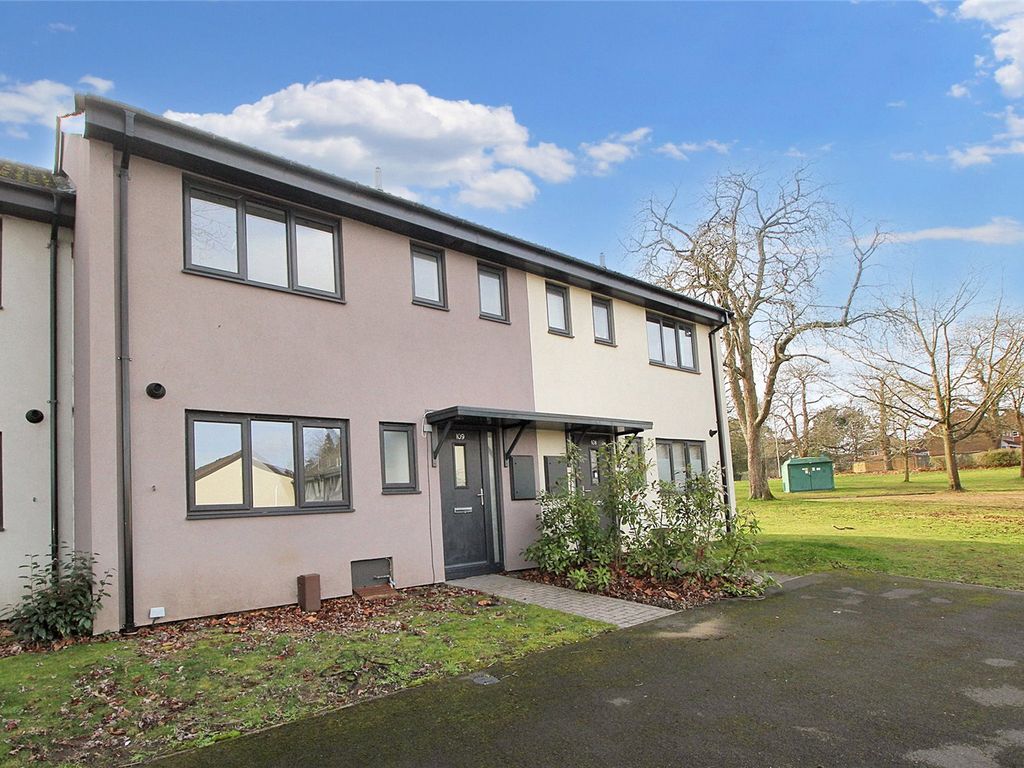 3 bed detached house to rent in St. Lucia Park, Bordon, Hampshire GU35