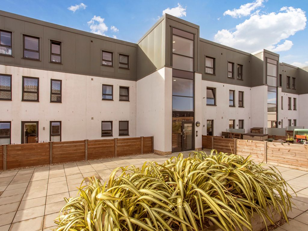 Flat 1, 6 Stoddart Way, Edinburgh EH7  
