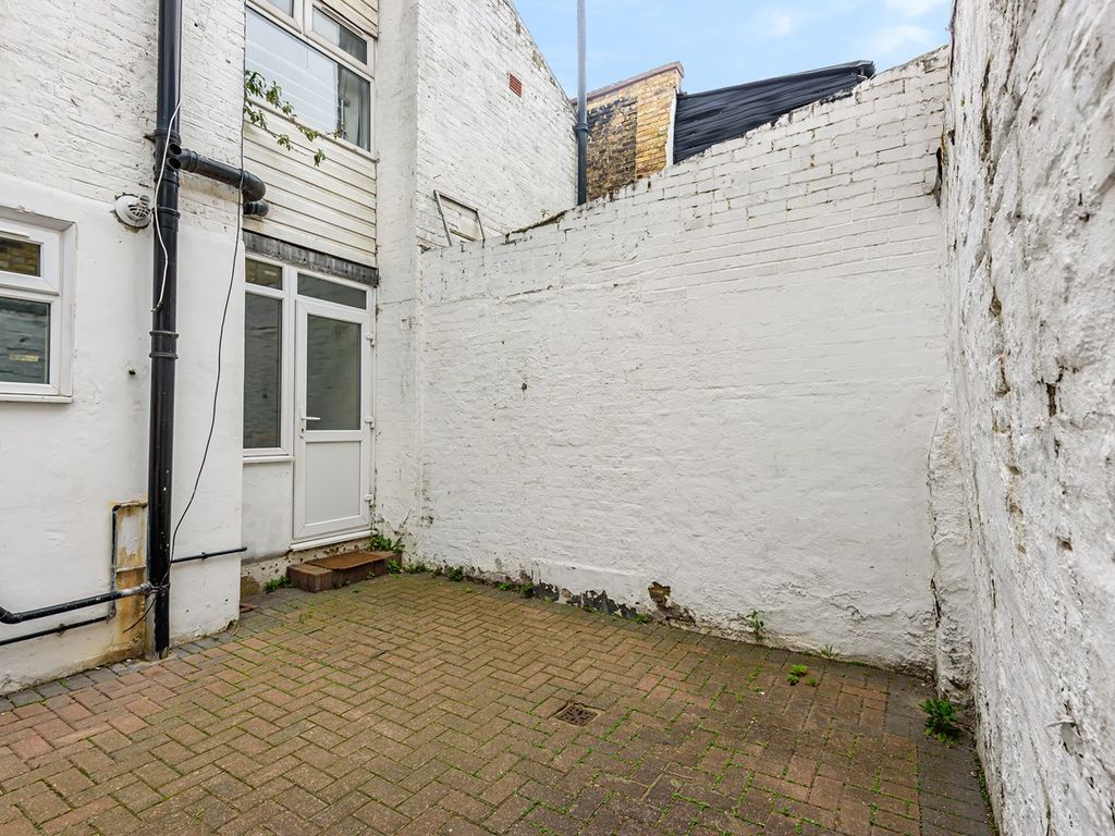 Claylands Road, Oval SW8  