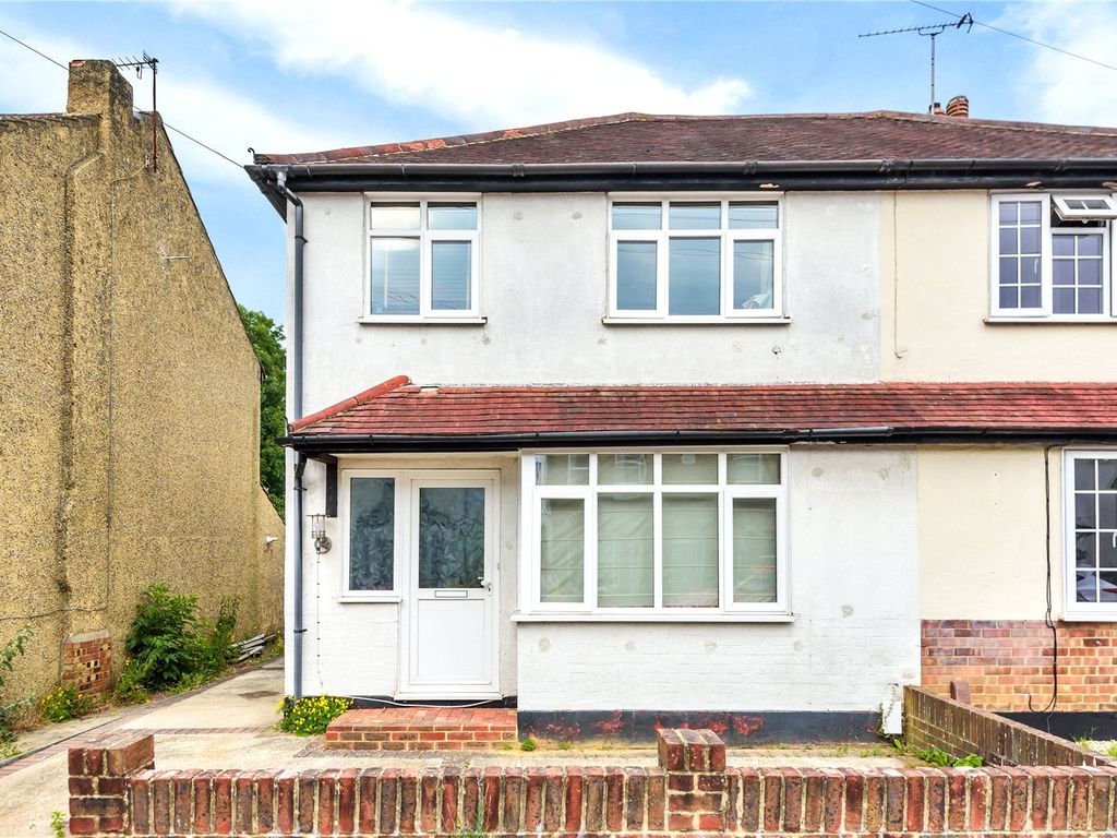 3 bed semidetached house for sale in Addison Road, Caterham, Surrey