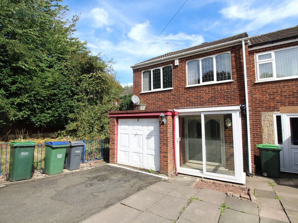 3 bed semidetached house for sale in St. Pauls Drive, Tipton, West