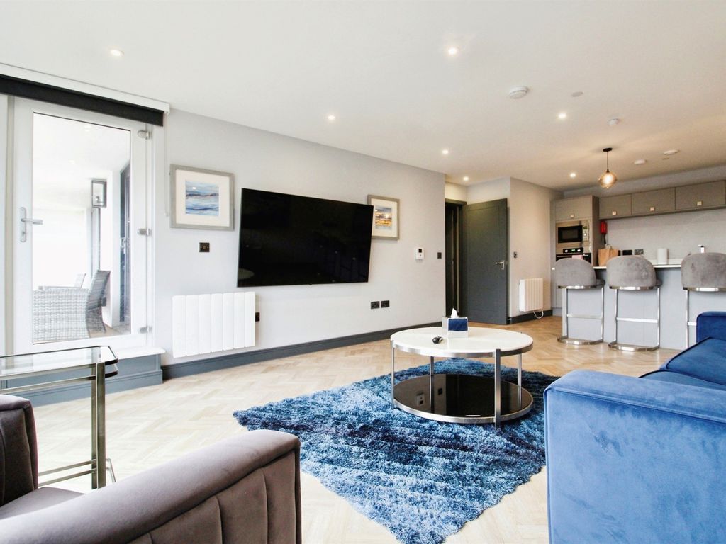 New home, 2 bed flat for sale in Windsor Road, Penarth CF64, £355,000